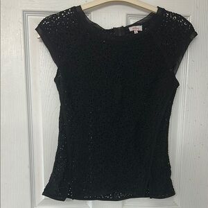 Pixley Black Fitted Cap Sleeve Blouse